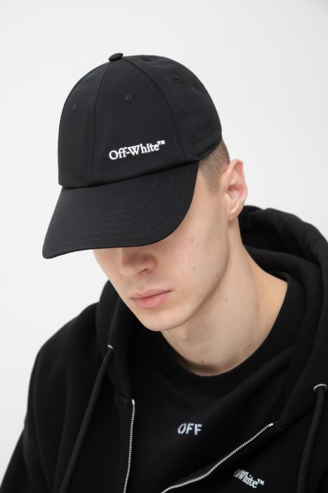 бейсболка  от бренда off-white вид слева