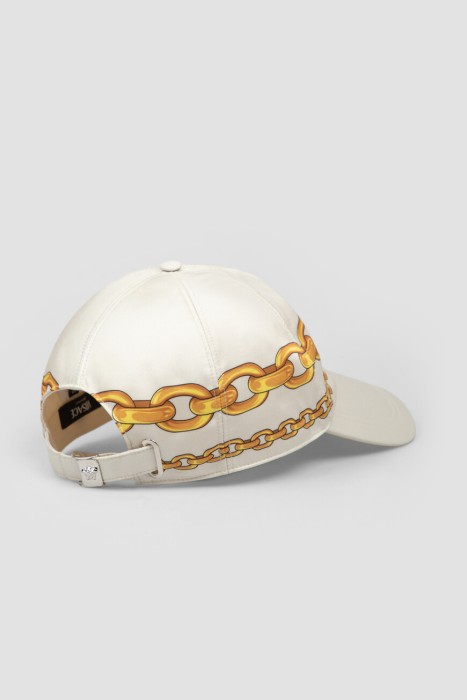 Товар белого цвета с внутренней стороны