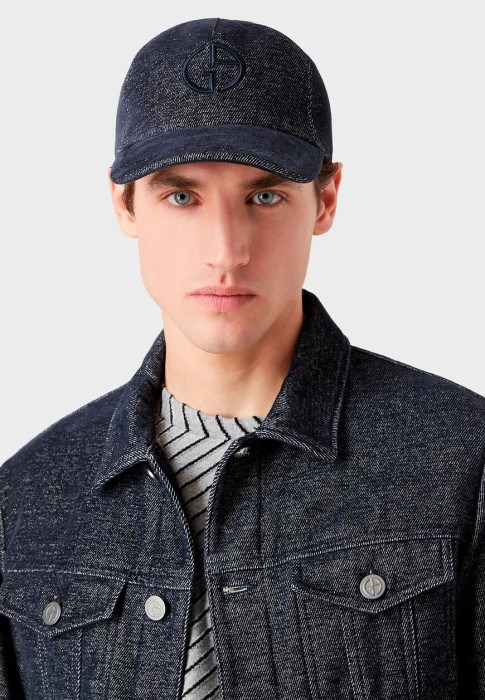 бейсболка  из италии вид сбоку