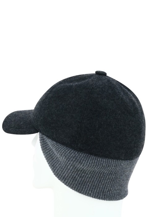 Товар серого цвета с внутренней стороны