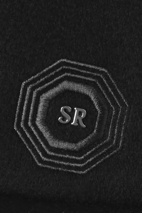 бейсболка  из англии вид сбоку