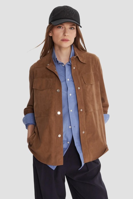 бейсболка  от бренда max mara вид слева