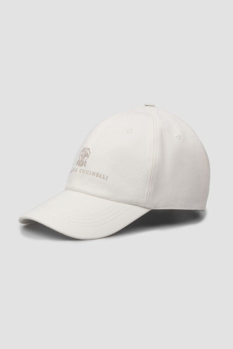 бейсболка  из италии вид сбоку