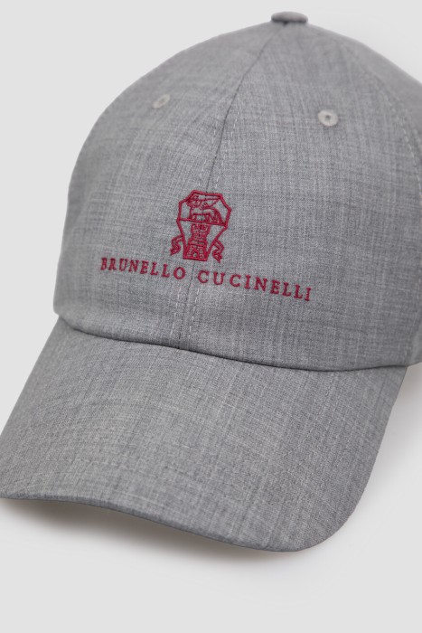 бейсболка  из кожи спереди