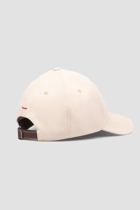 Товар бежевого цвета с внутренней стороны