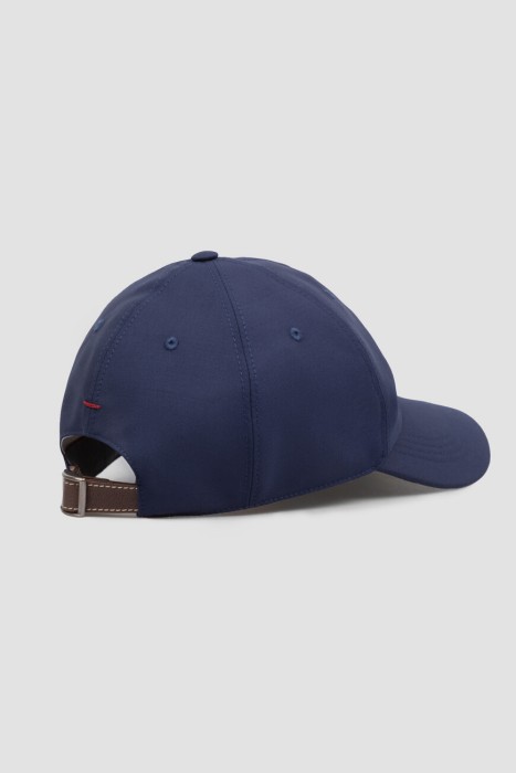 Товар синего цвета с внутренней стороны