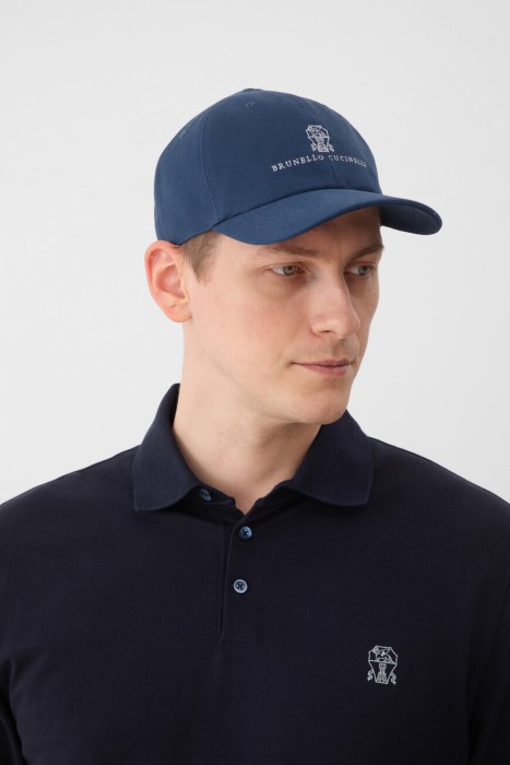 бейсболка  от бренда brunello cucinelli вид слева