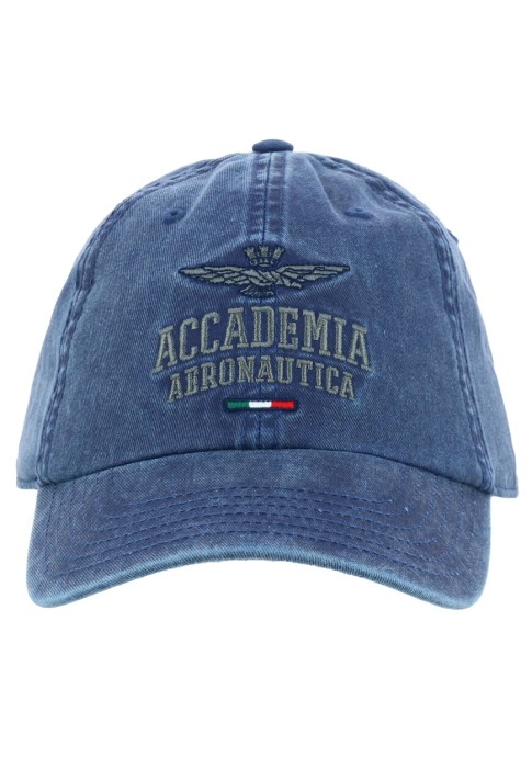 бейсболка  от бренда aeronautica militare вид слева
