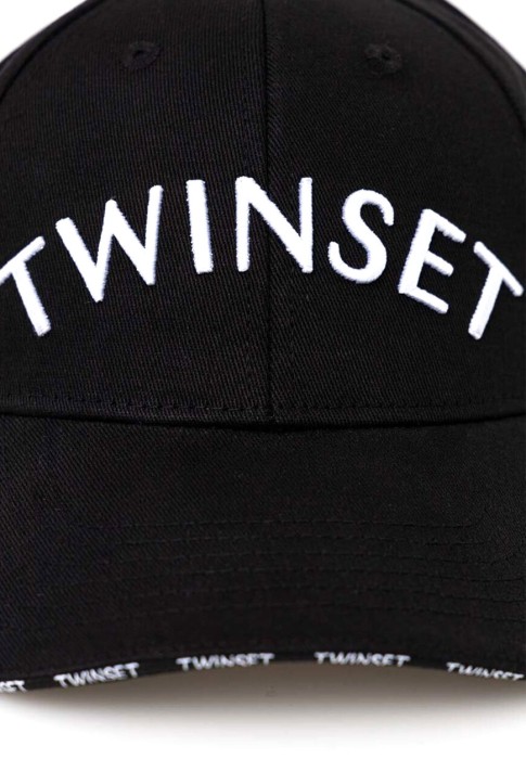 бейсболка  от бренда twinset milano вид слева