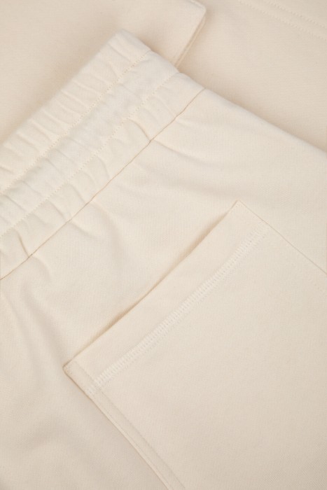 бермуды  повседневного стиля с лицевой стороны