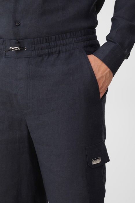 Товар синего цвета с внутренней стороны