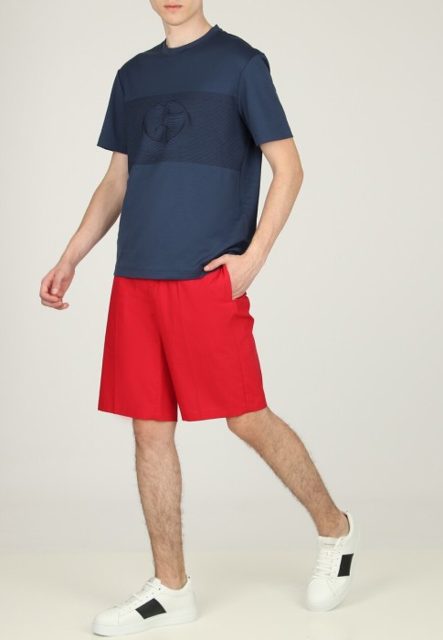 бермуды  от бренда giorgio armani вид слева