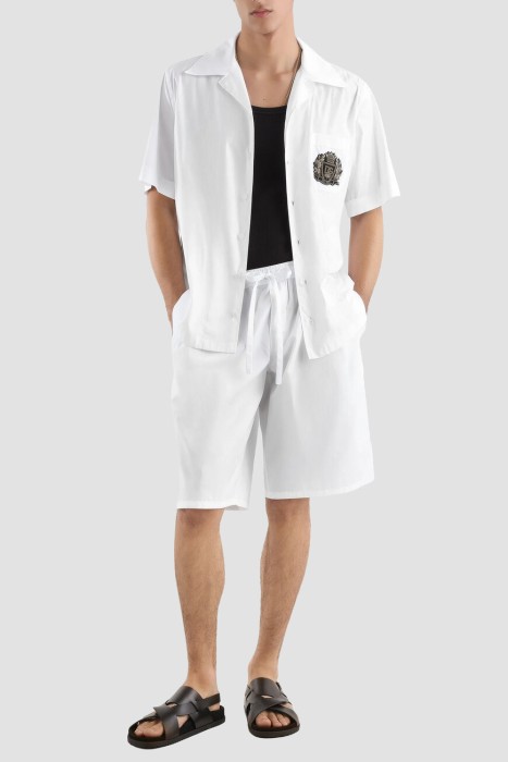 Товар белого цвета с внутренней стороны