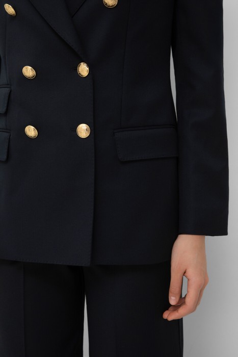 Товар синего цвета с внутренней стороны