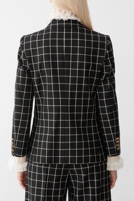 блейзер  по цене 238750 руб вид справа