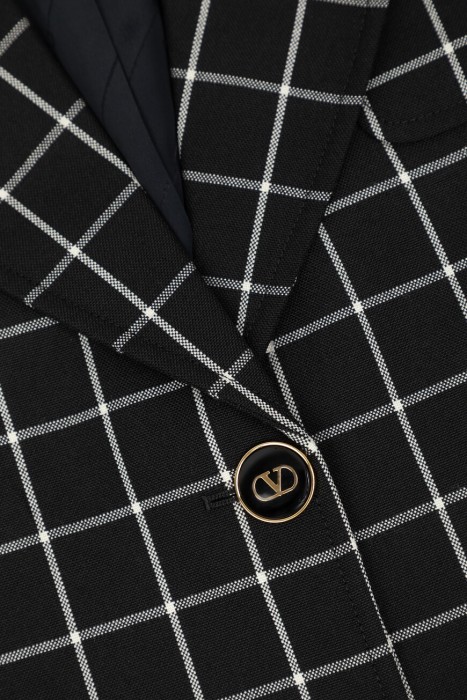 блейзер  вид сзади