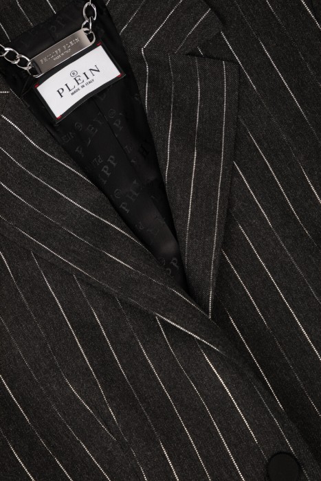 блейзер  из льна спереди