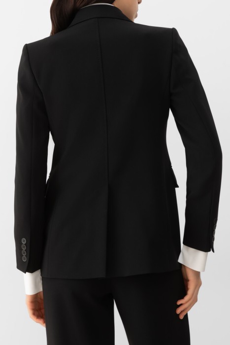 блейзер  по цене 67600 руб вид справа