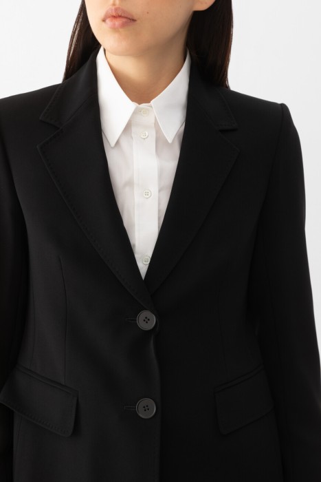 блейзер  из италии вид сбоку