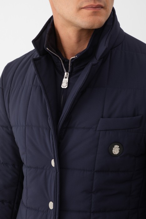 блейзер  из италии вид сбоку