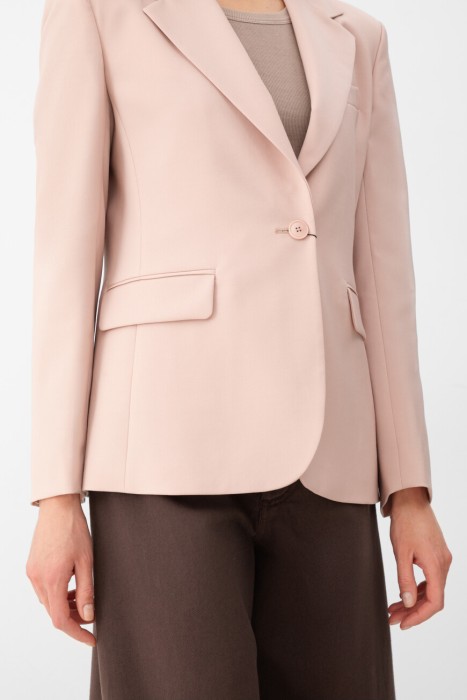 Товар розового цвета с внутренней стороны