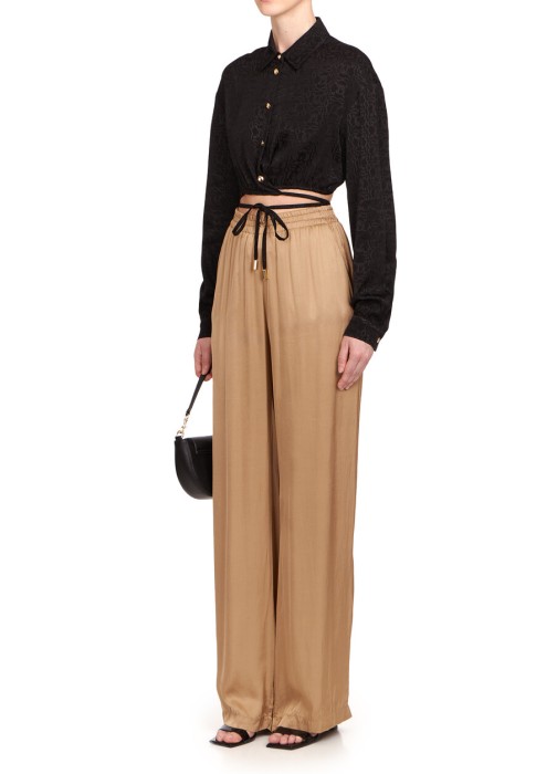 блуза  по цене 39130 руб вид справа