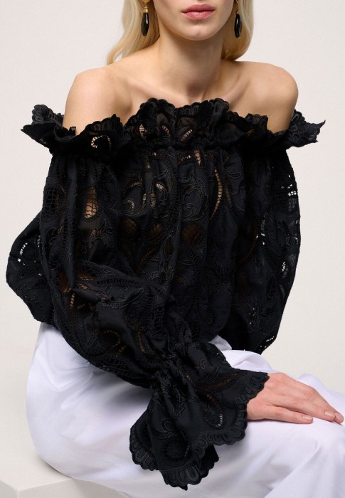 блуза  универсального стиля с лицевой стороны