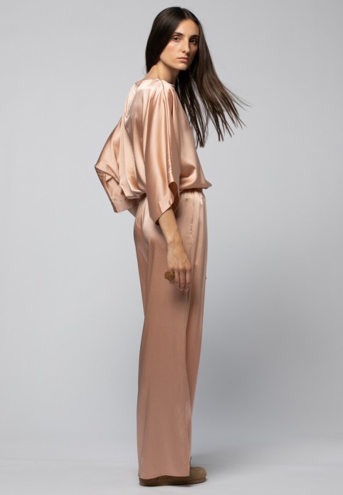 блуза  из проверенных материалов спереди