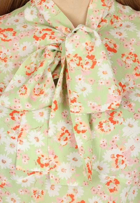 Продукция для женщин фото