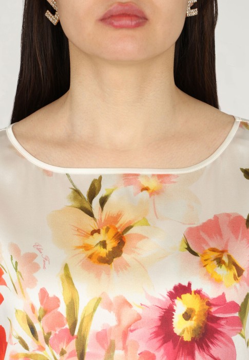 блуза  для взрослого возраста с изнаночной стороны