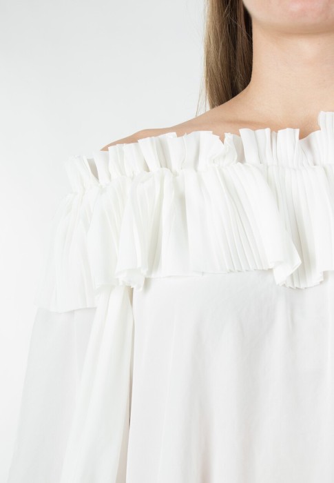 блуза  из проверенных материалов спереди