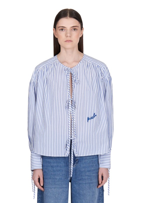 Товар голубого цвета с внутренней стороны