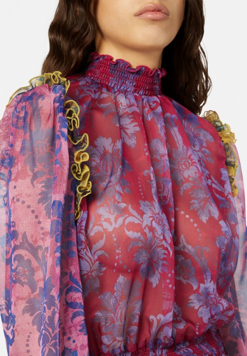 блуза  из проверенных материалов спереди