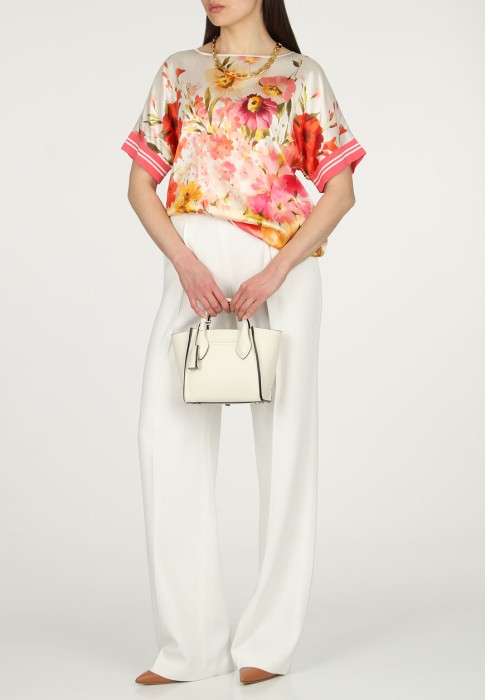 блуза  по цене 55930 руб вид справа