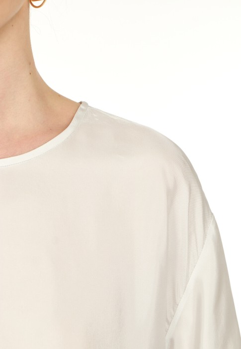 блуза  из проверенных материалов спереди