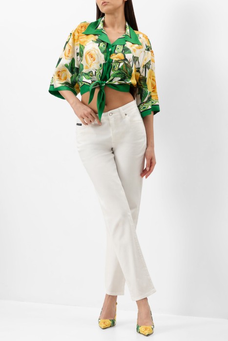 Товар желтого цвета с внутренней стороны