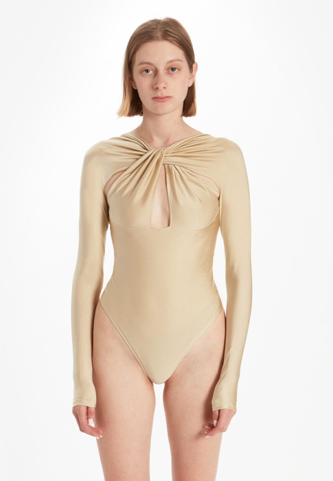 боди  из франции вид сбоку