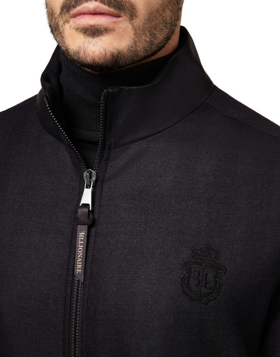 Товар серого цвета с внутренней стороны