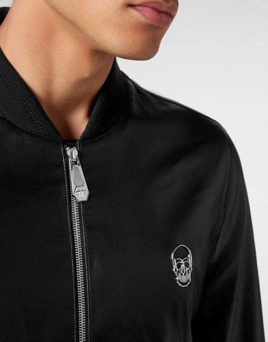 бомбер  из америки вид сбоку