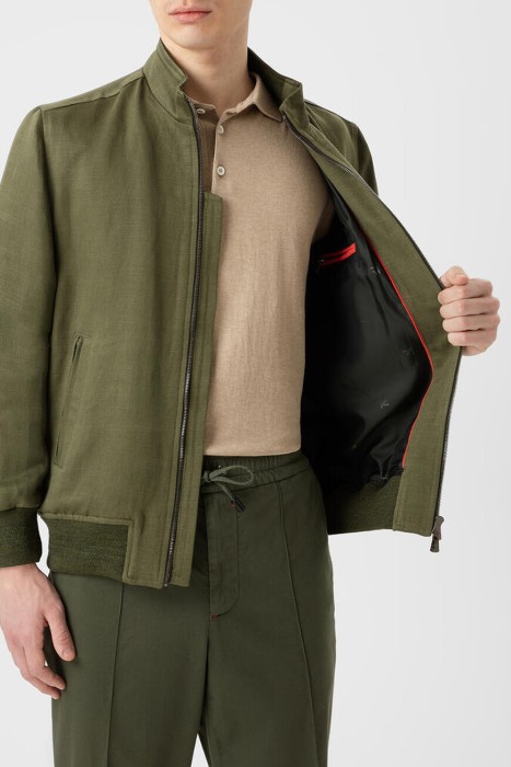 бомбер  из льна спереди