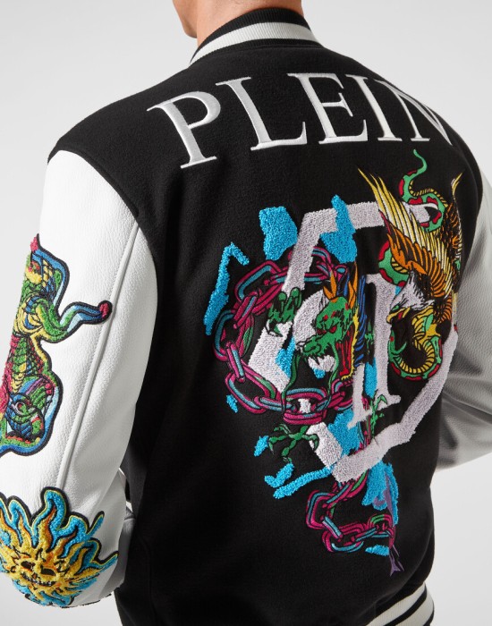 бомбер  из америки вид сбоку