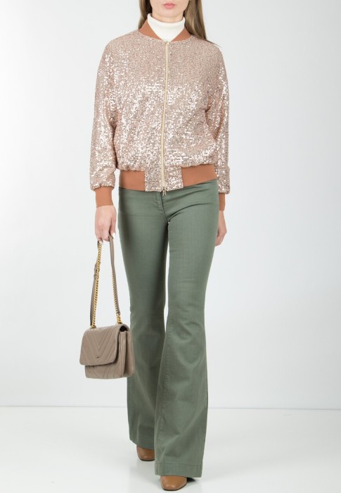 бомбер  от бренда herno вид слева