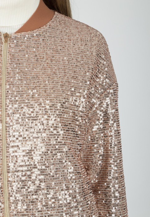 бомбер  из проверенных материалов спереди