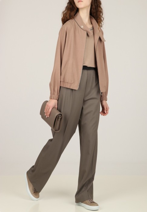 бомбер  по цене 76230 руб вид справа