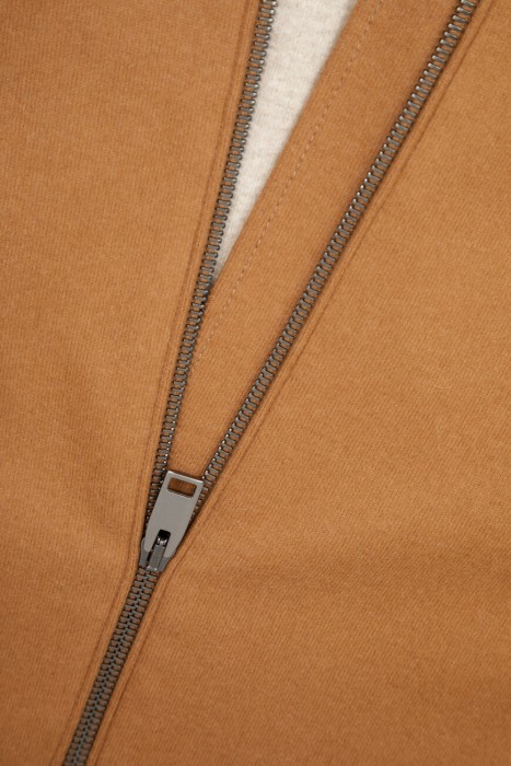 бомбер  для взрослого возраста с изнаночной стороны