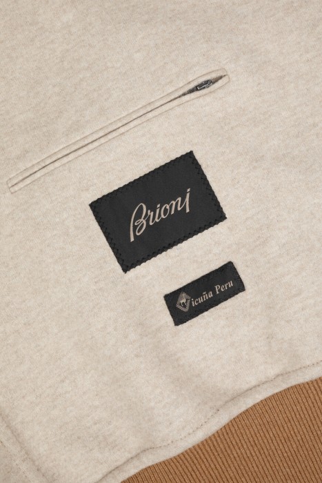 бомбер  вид слева