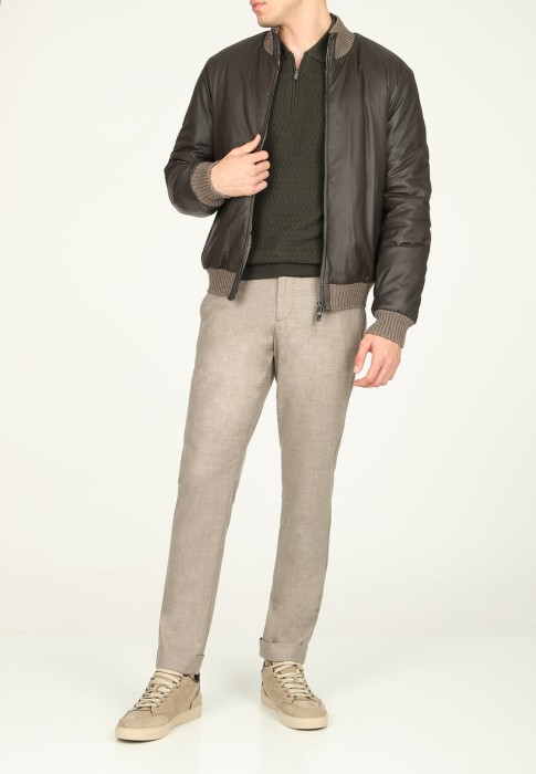 бомбер  по цене 159540 руб вид справа