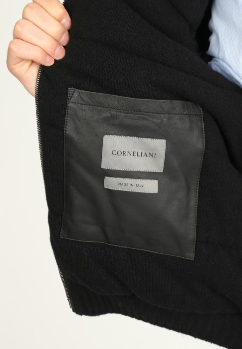 бомбер  из проверенных материалов спереди