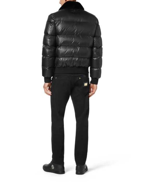 бомбер  по цене 123008 руб вид справа