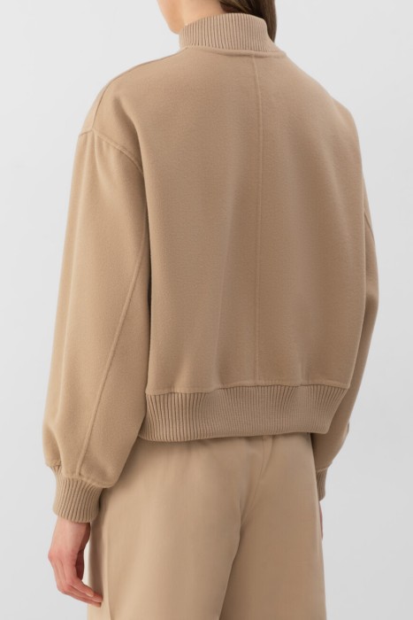 бомбер  от бренда max mara вид слева